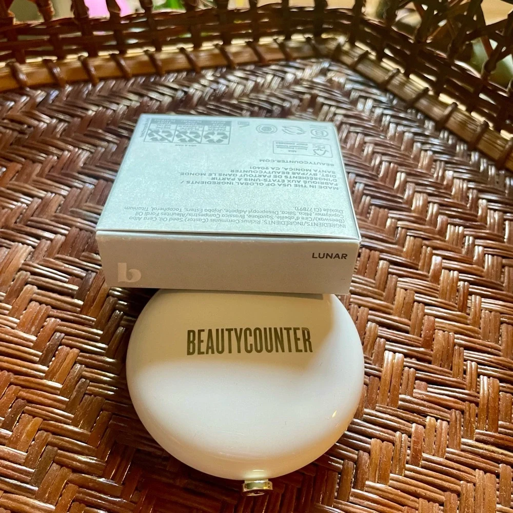 New in Box: Beautycounter Cheeky Clean Highlighting Balm in “Lunar” - Picture 3 of 3